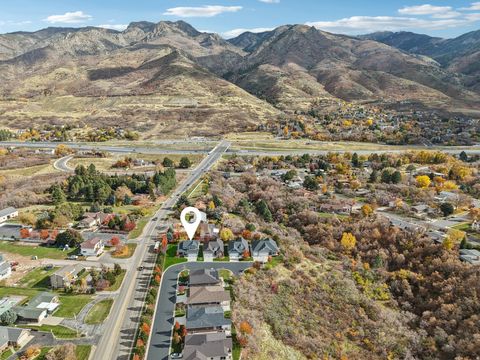 Tiny photo for 378 N THURSTON LN, Layton, UT 84040 (MLS # 2125175)
