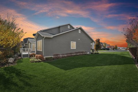 Tiny photo for 378 N THURSTON LN, Layton, UT 84040 (MLS # 2125175)