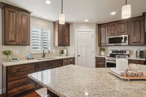 Tiny photo for 378 N THURSTON LN, Layton, UT 84040 (MLS # 2125175)