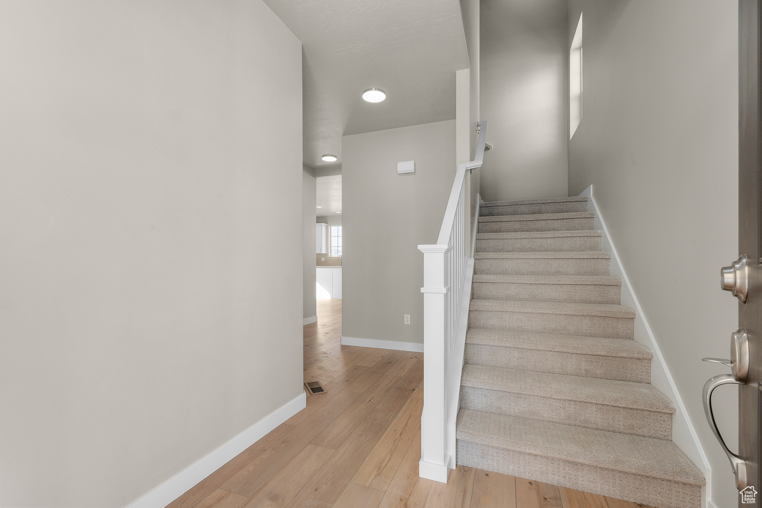 6658 W Spring Snow Ln, Herriman, Utah image 4