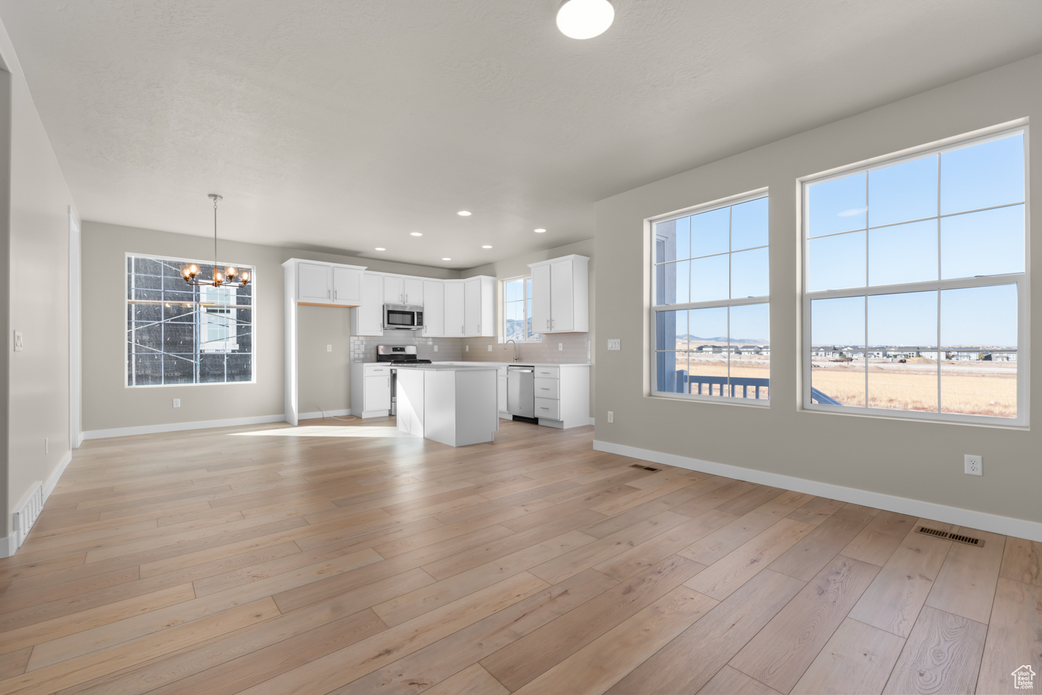6658 W Spring Snow Ln, Herriman, Utah image 7