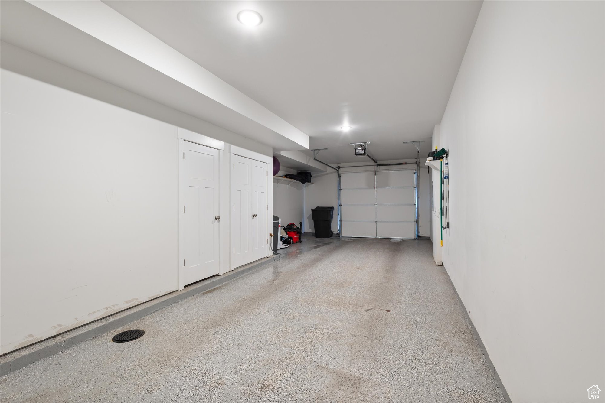 VILLAGES AT ARROWHEAD - Residential