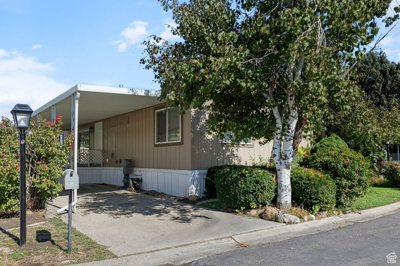 MAJESTIC MEADOWS - Residential