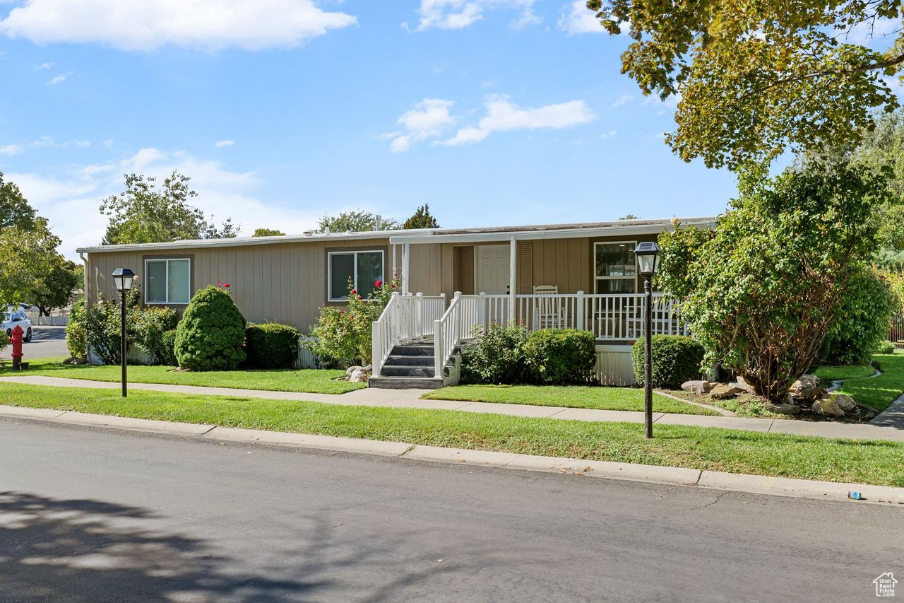 MAJESTIC MEADOWS - Residential