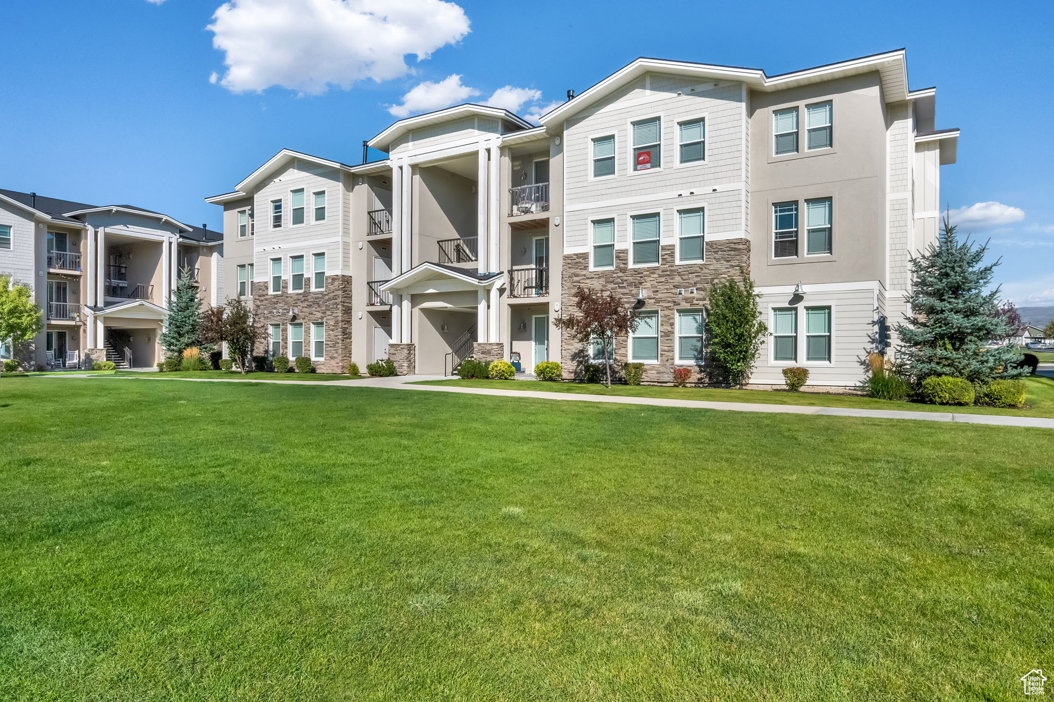 RANCH LANDING - Residential