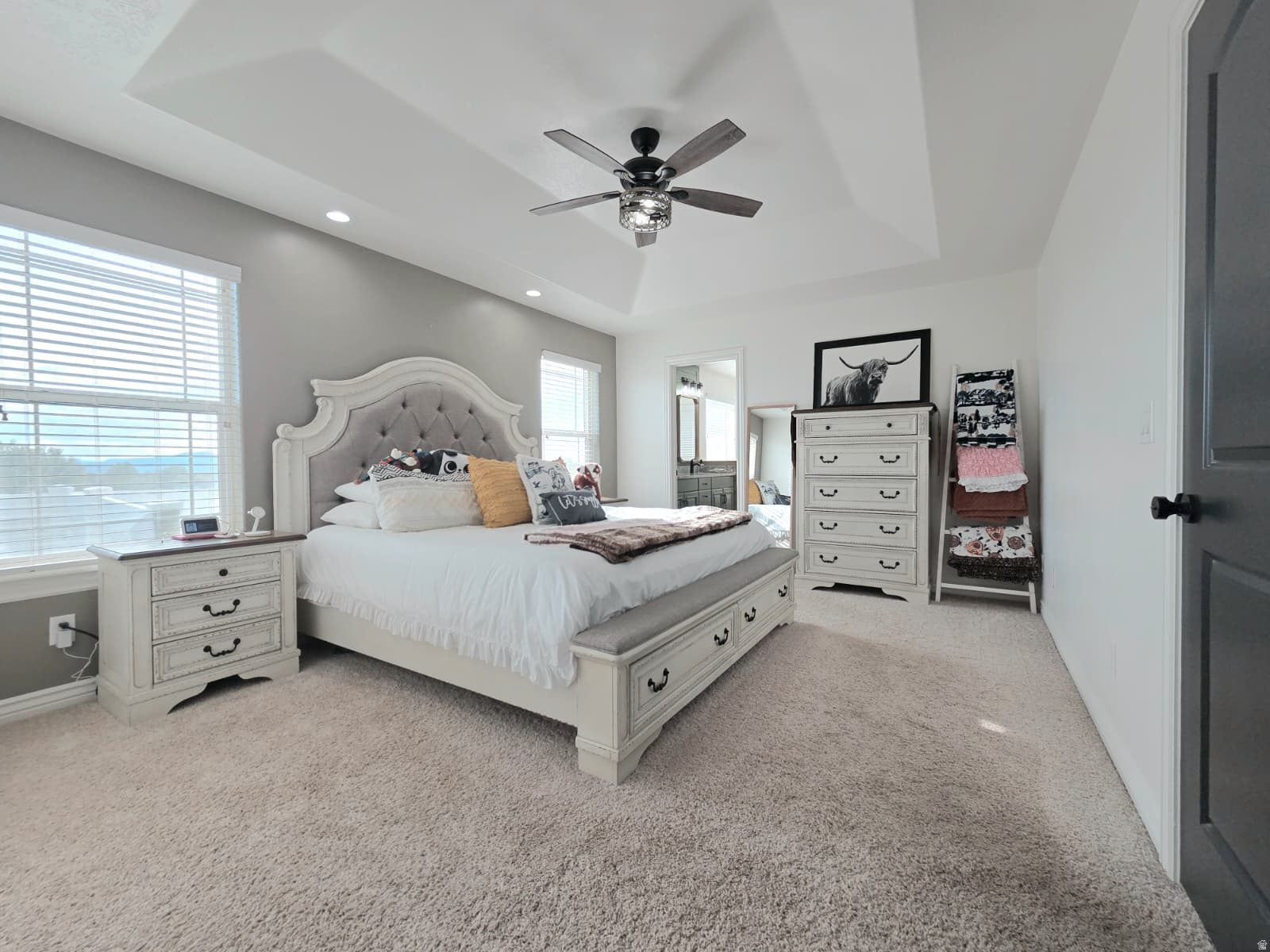 HILLSIDE HAVEN - Residential