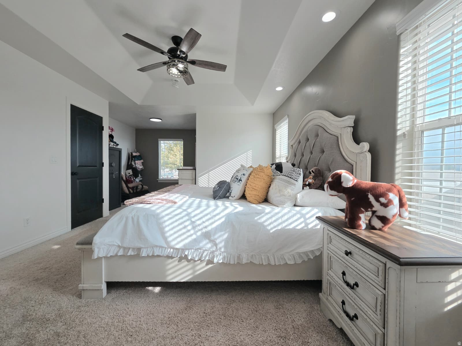 HILLSIDE HAVEN - Residential