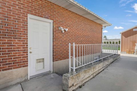 Tiny photo for 5884 S JONQUIL DR, Taylorsville, UT 84129 (MLS # 2138132)