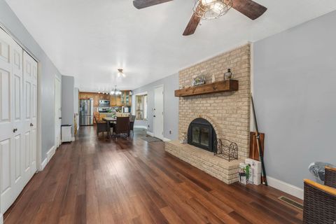 Tiny photo for 5884 S JONQUIL DR, Taylorsville, UT 84129 (MLS # 2138132)