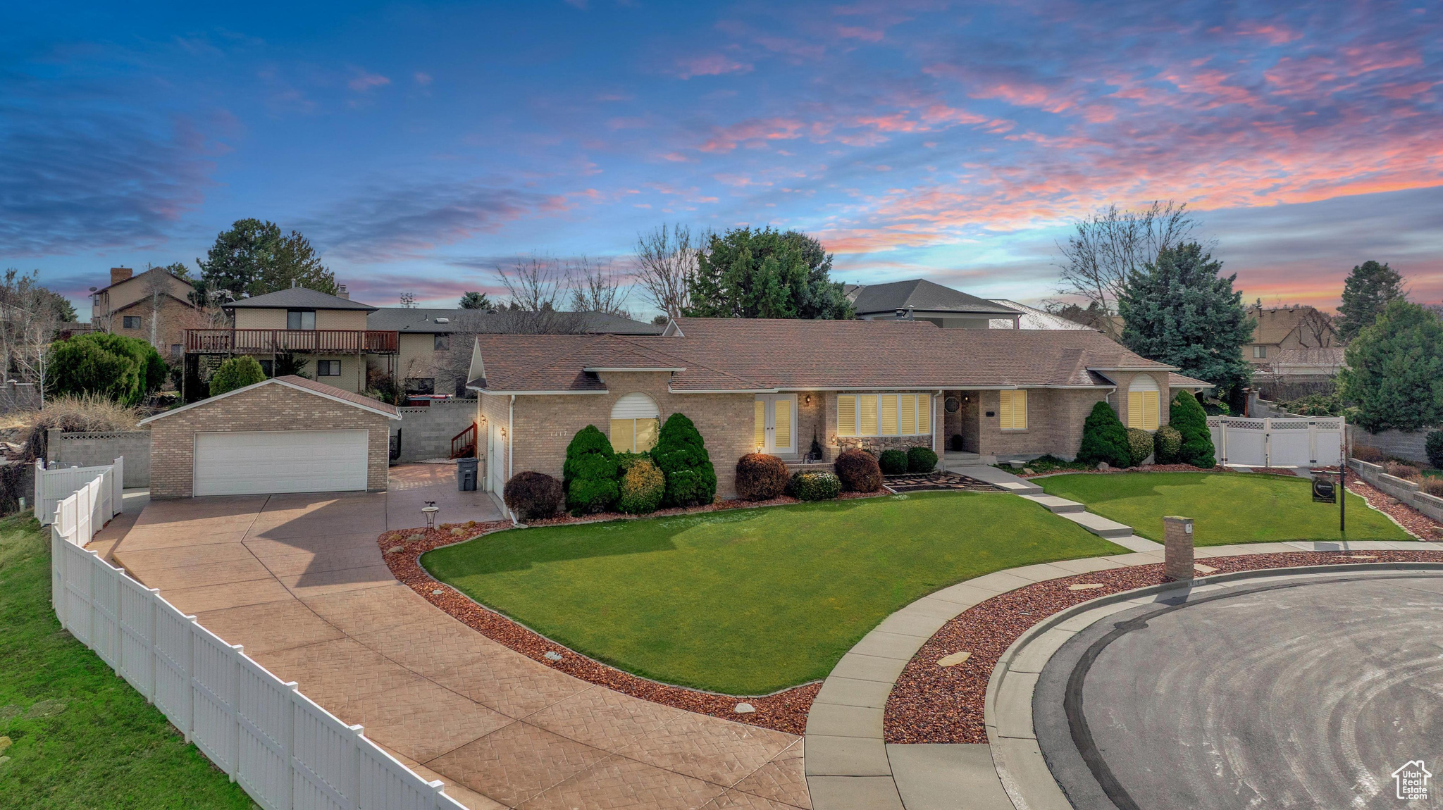 1117 W Chavez Cir, South Jordan, Utah image 1