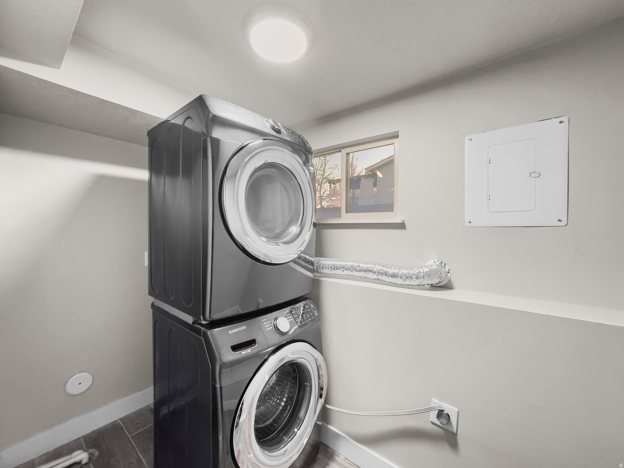 STORM MOUNTAIN TERRA - Residential