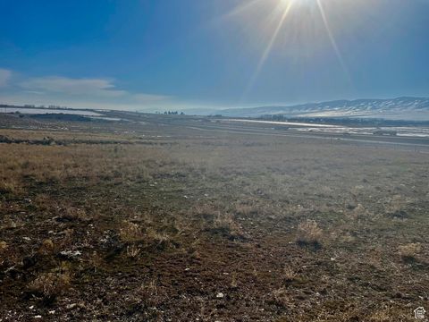 Tiny photo for 200 N FRONTAGE RD, Mona, UT 84645 (MLS # 2147310)