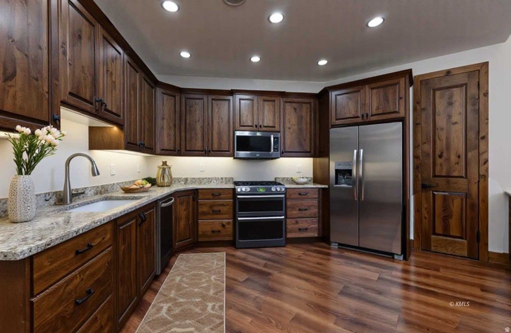 Photo of 493 E DONNER CIR, Kanab, UT 84741 (MLS # 2137007)