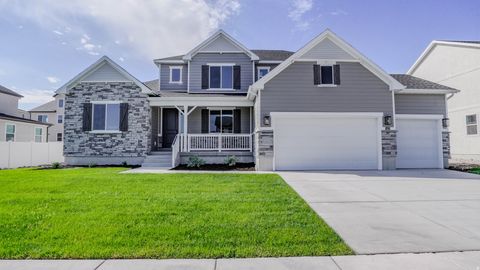 Photo of 891 W FALLOW DR S #211, Saratoga Springs, UT 84045 (MLS # 2122006)