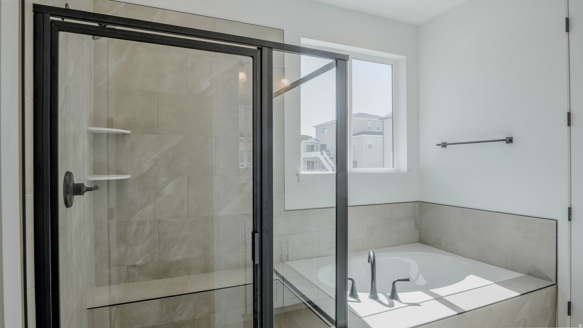 CANTON RIDGE - Residential