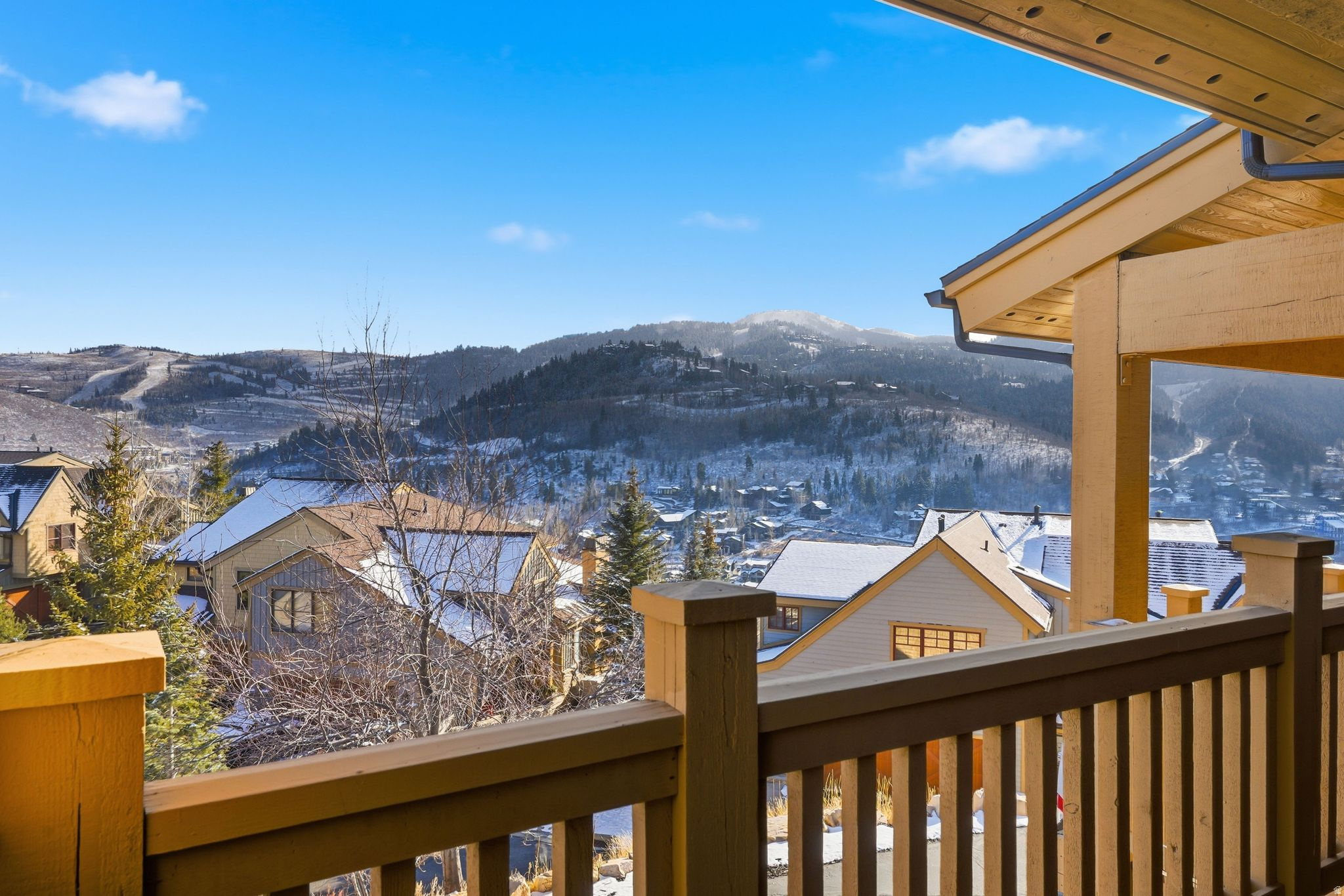 APRIL MOUNTAIN CONDOMINIUM - Residential