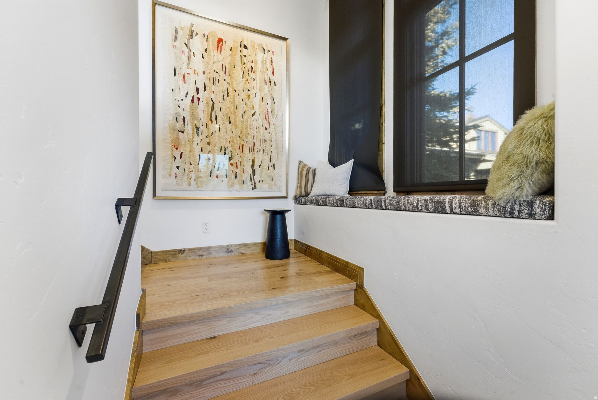 APRIL MOUNTAIN CONDOMINIUM - Residential