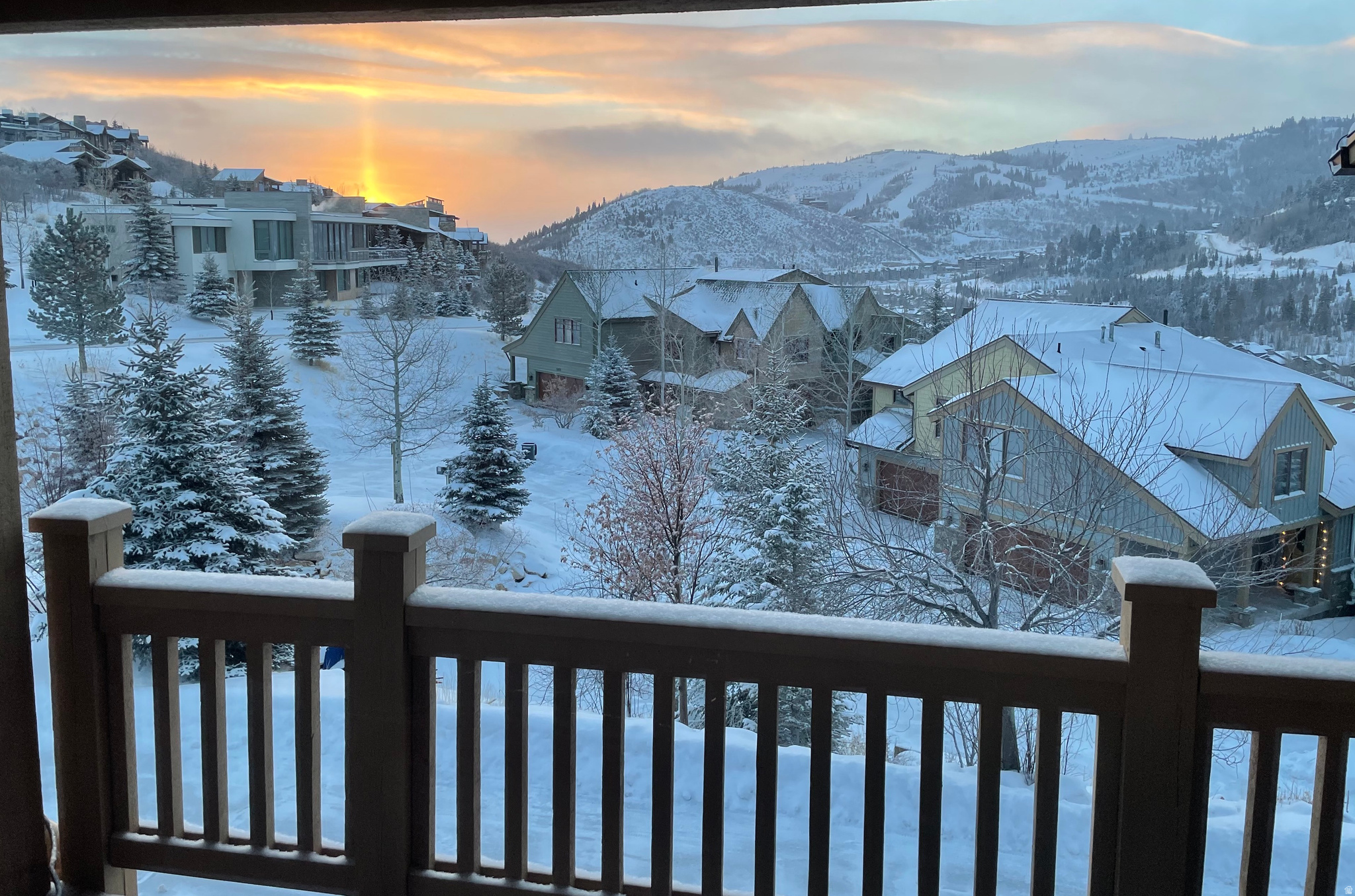 APRIL MOUNTAIN CONDOMINIUM - Residential