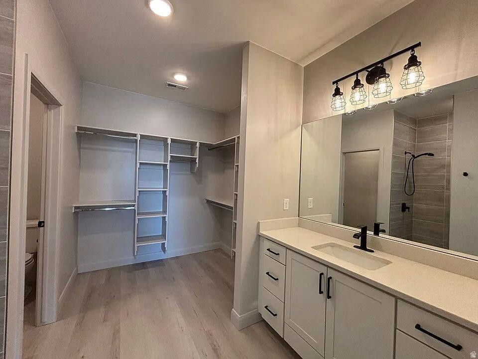 TWIN LAKES RESORT - Residential