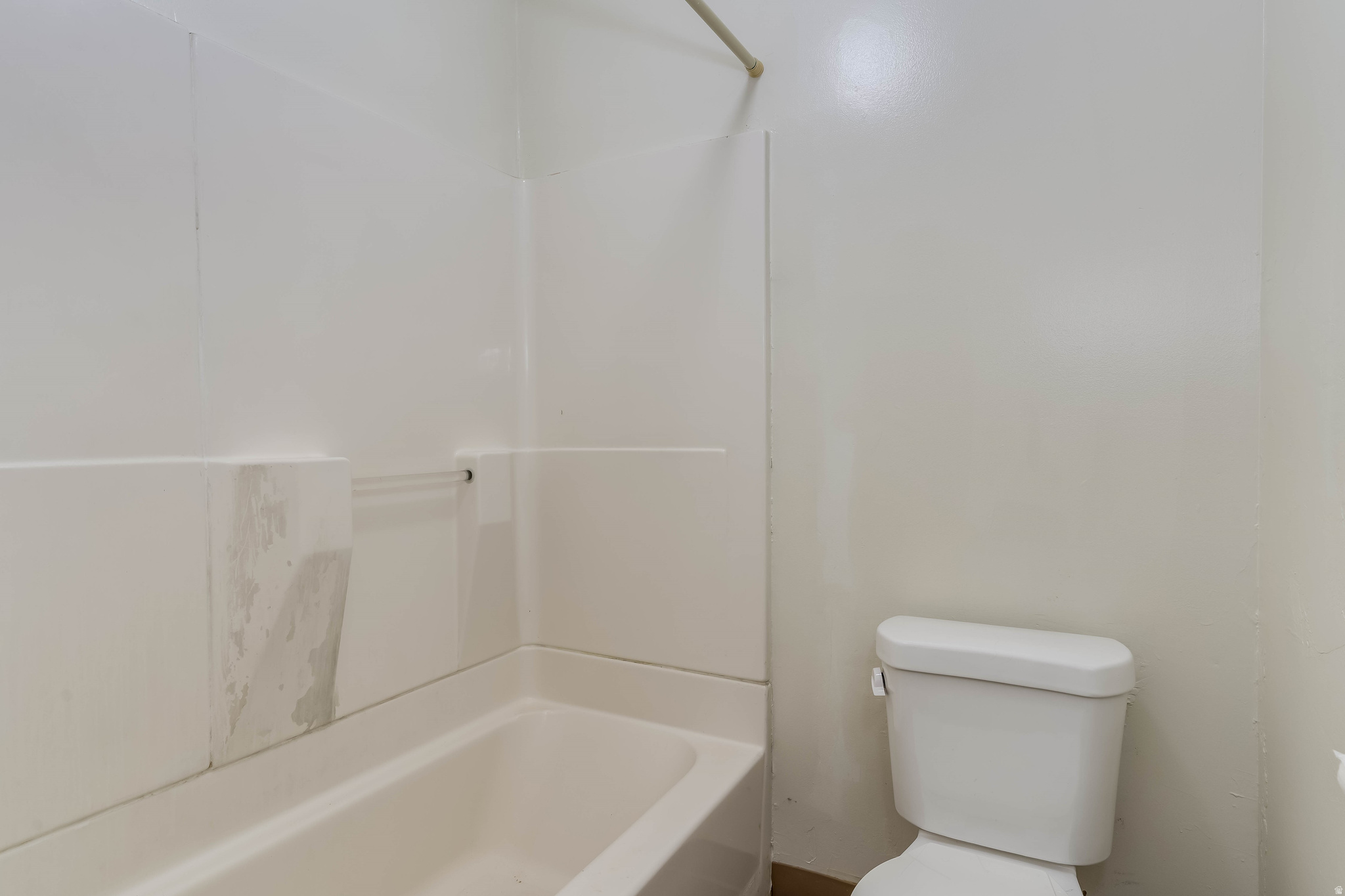 SHERWOOD OAKS CONDOMINIUMS - Residential