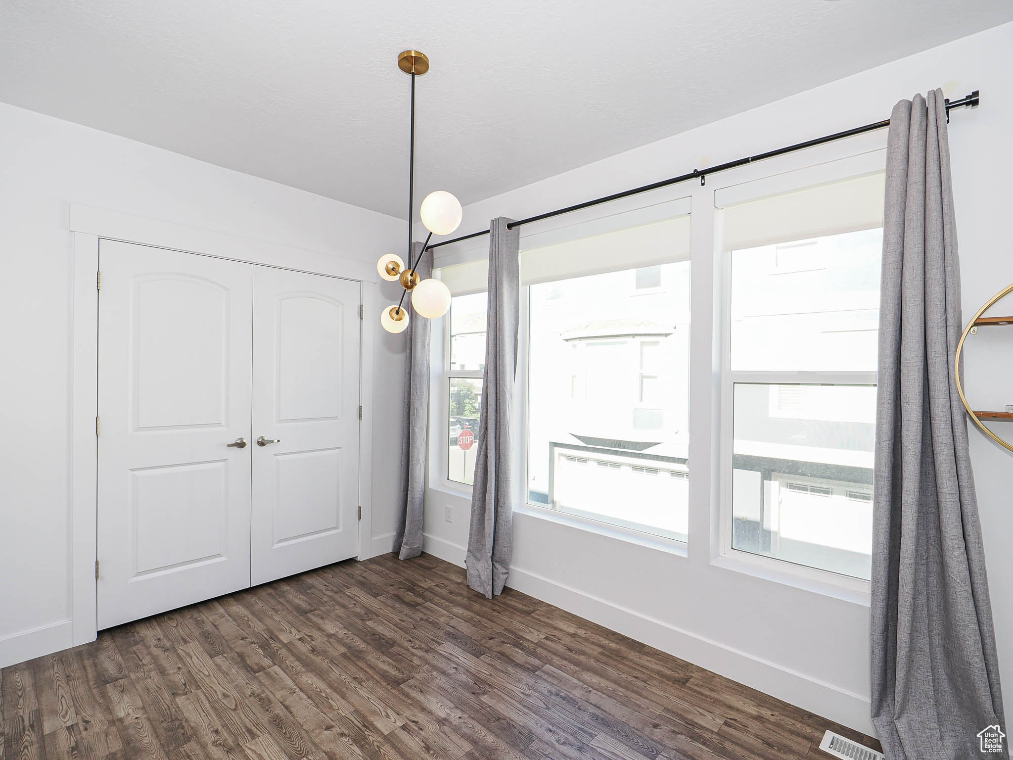 CARDON SQUARE - Residential