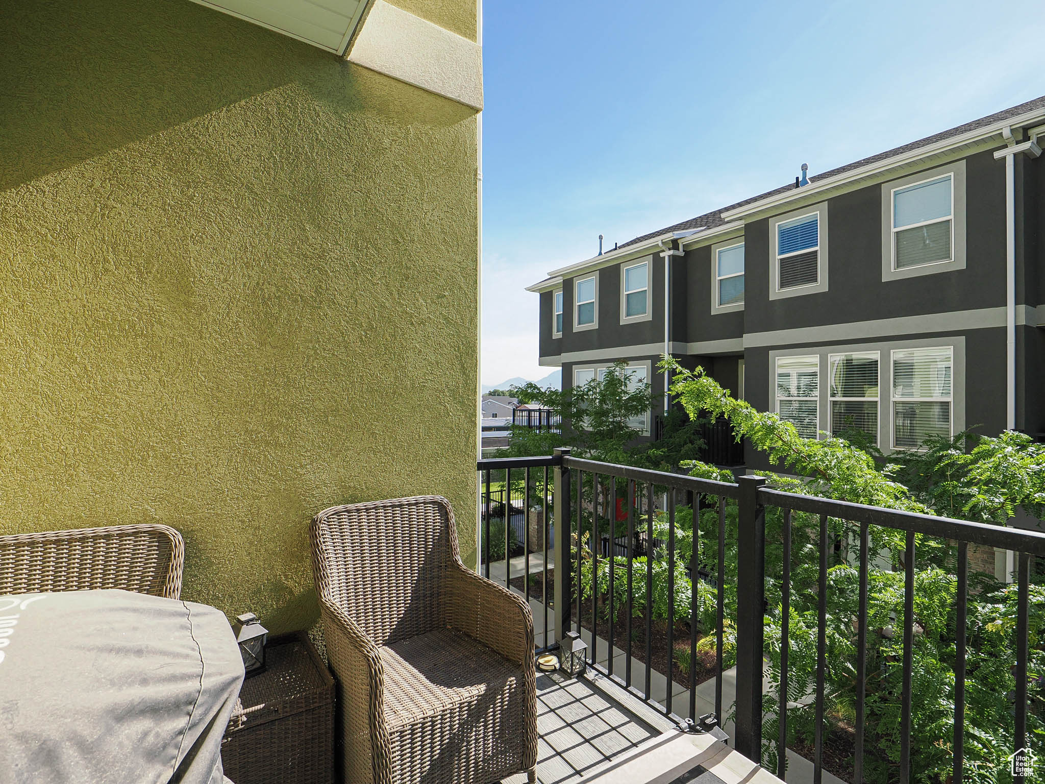 CARDON SQUARE - Residential