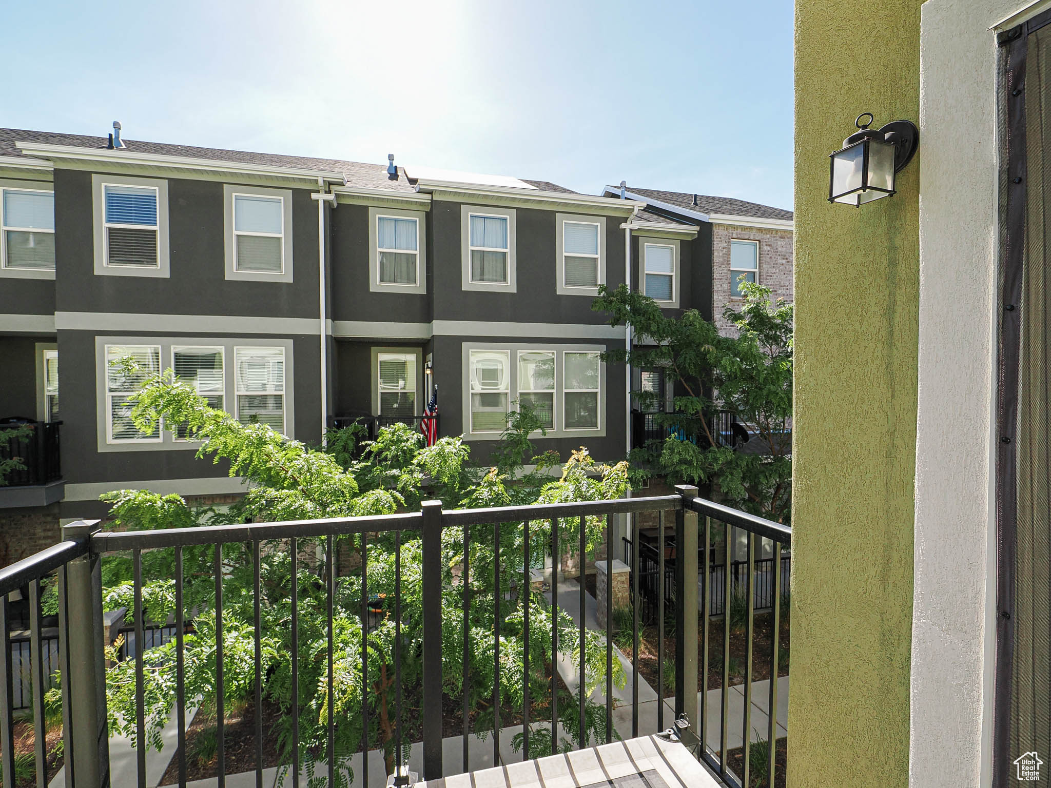 CARDON SQUARE - Residential