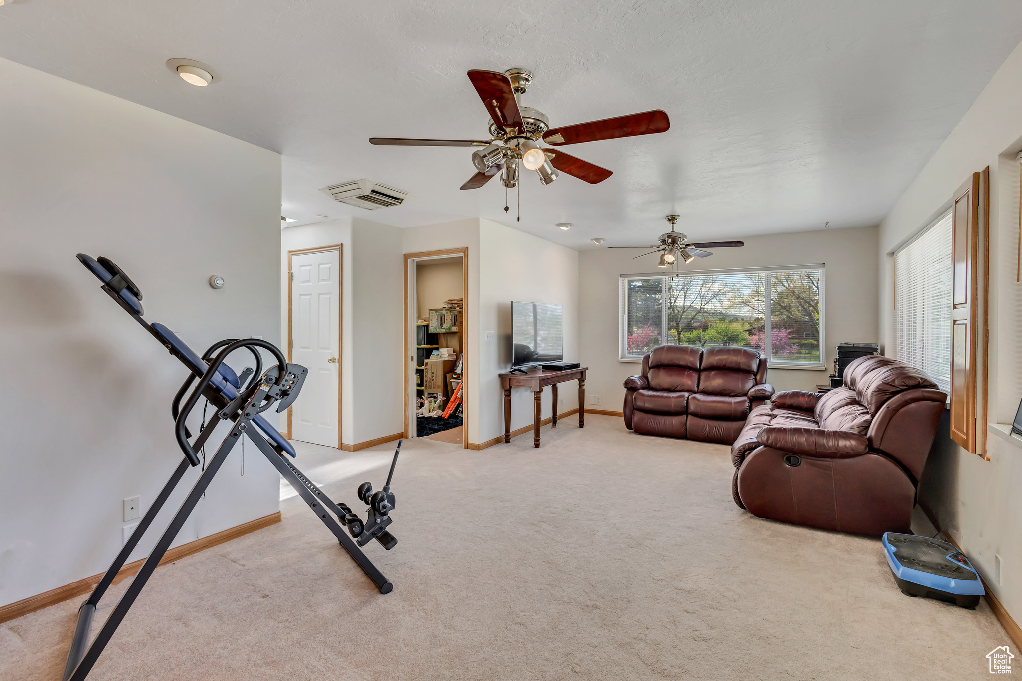 1253 Oakridge Ln, Bountiful, Utah image 3