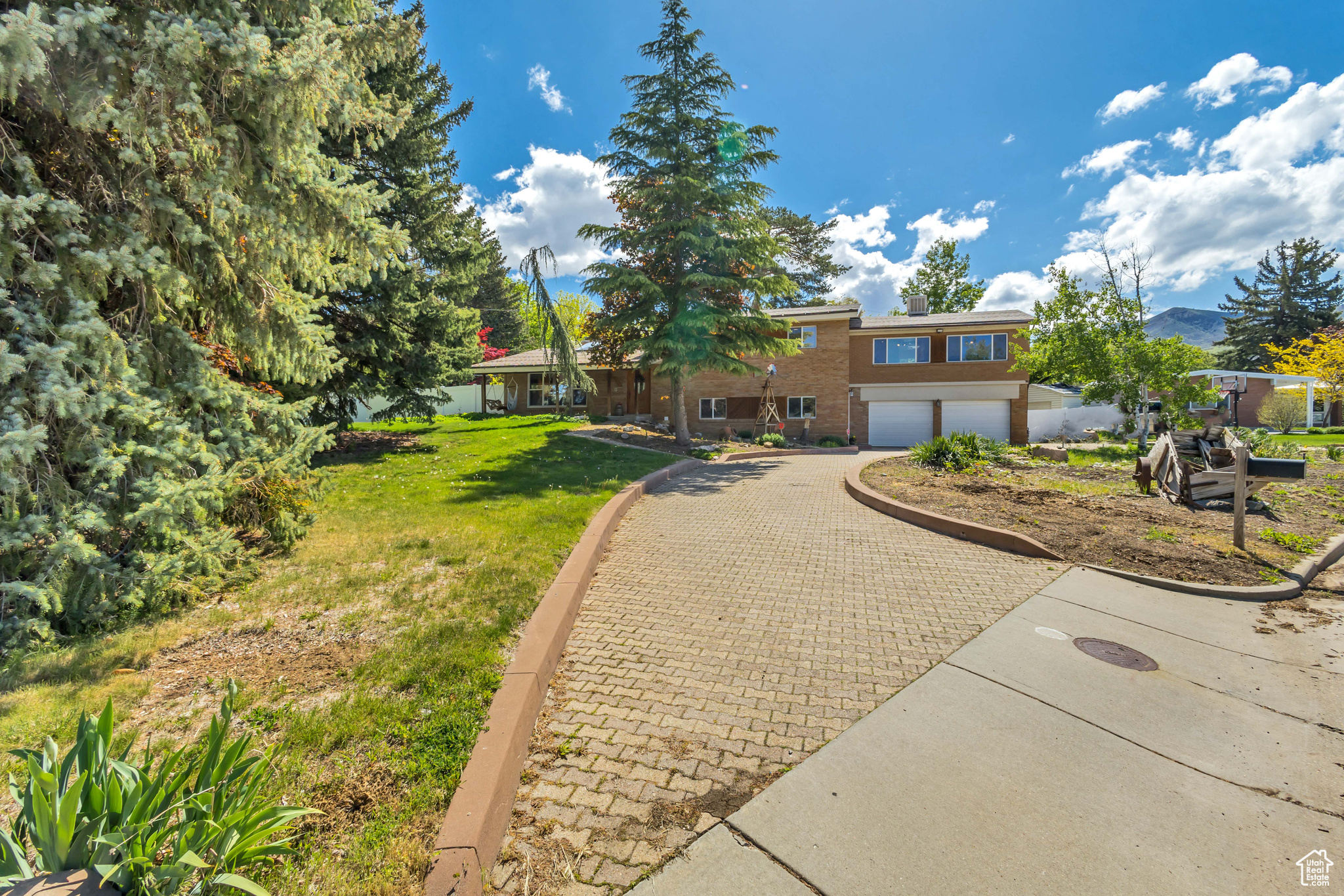 1253 Oakridge Ln, Bountiful, Utah image 9