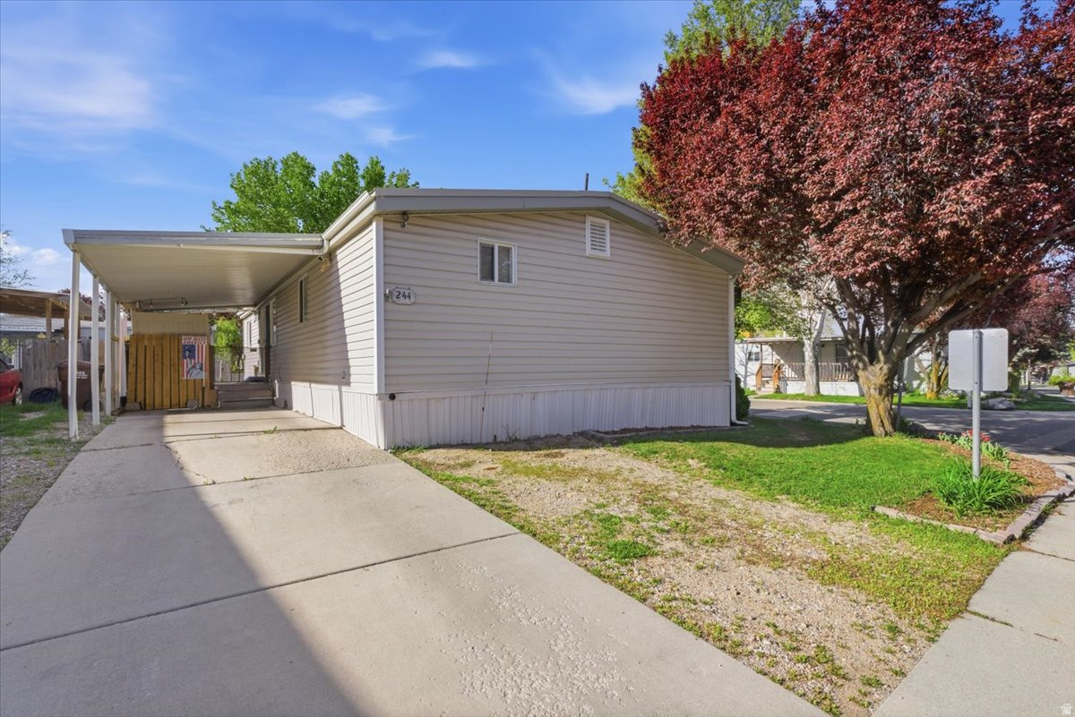 CRESCENTWOOD VILLAGE - Residential