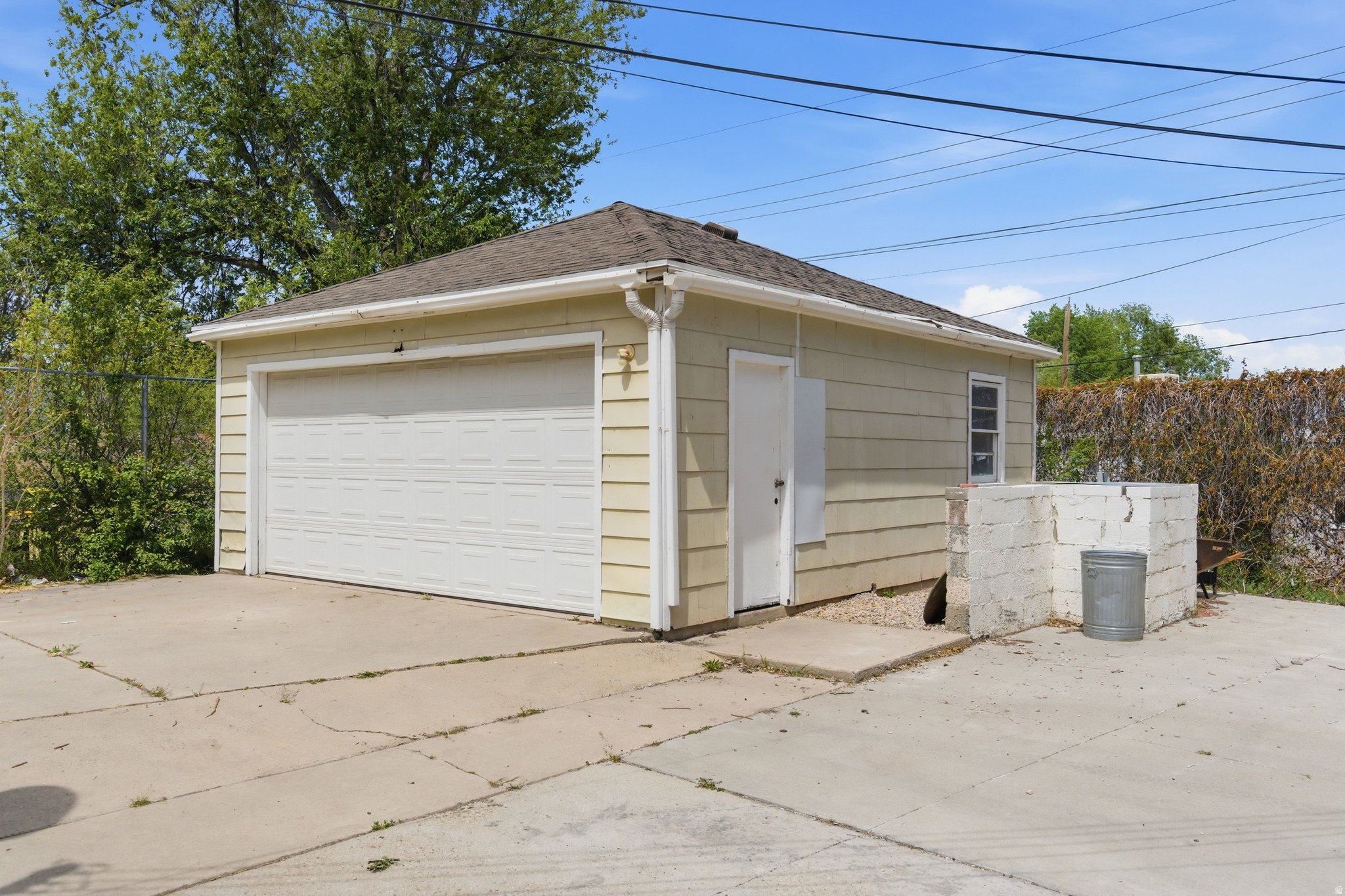 HOFFMAN HEIGHTS - Residential