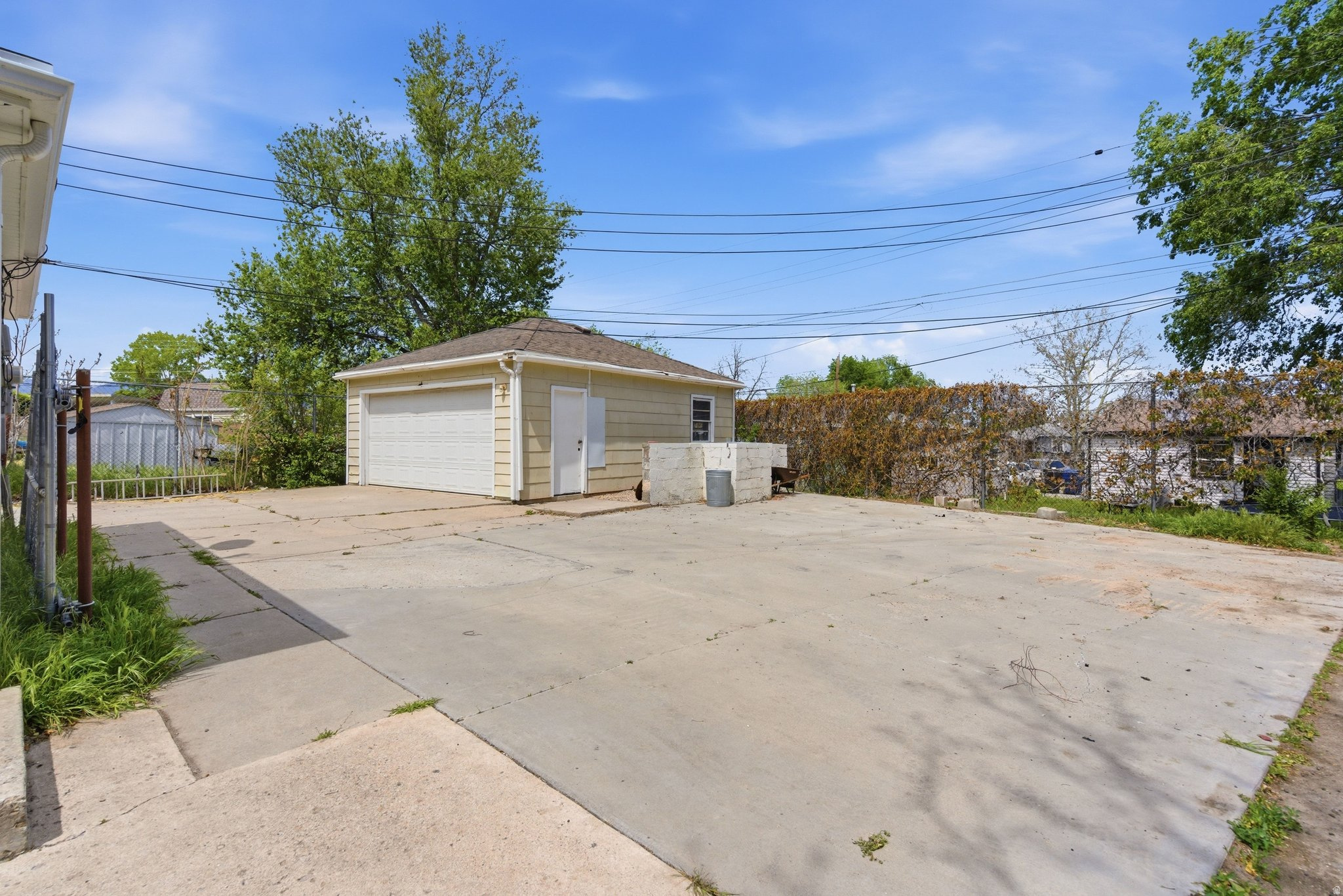 HOFFMAN HEIGHTS - Residential