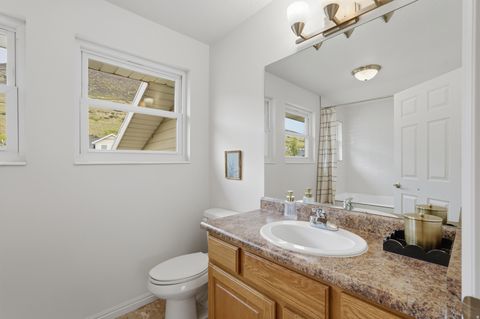 Tiny photo for 1893 N 100 E, Centerville, UT 84014 (MLS # 2147917)