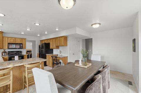 Tiny photo for 1893 N 100 E, Centerville, UT 84014 (MLS # 2147917)