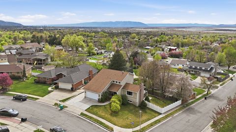 Tiny photo for 1893 N 100 E, Centerville, UT 84014 (MLS # 2147917)