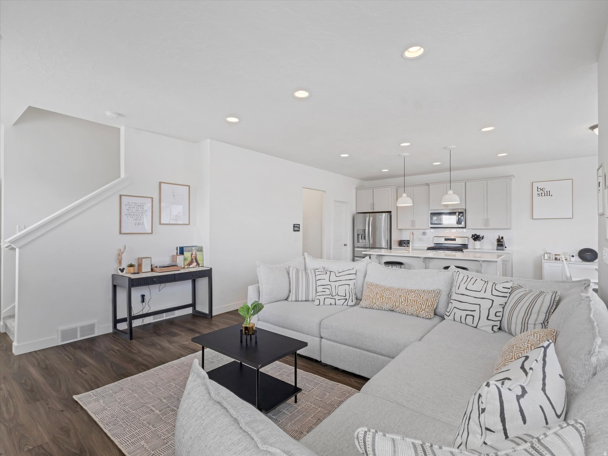 ARROWHEAD - Residential