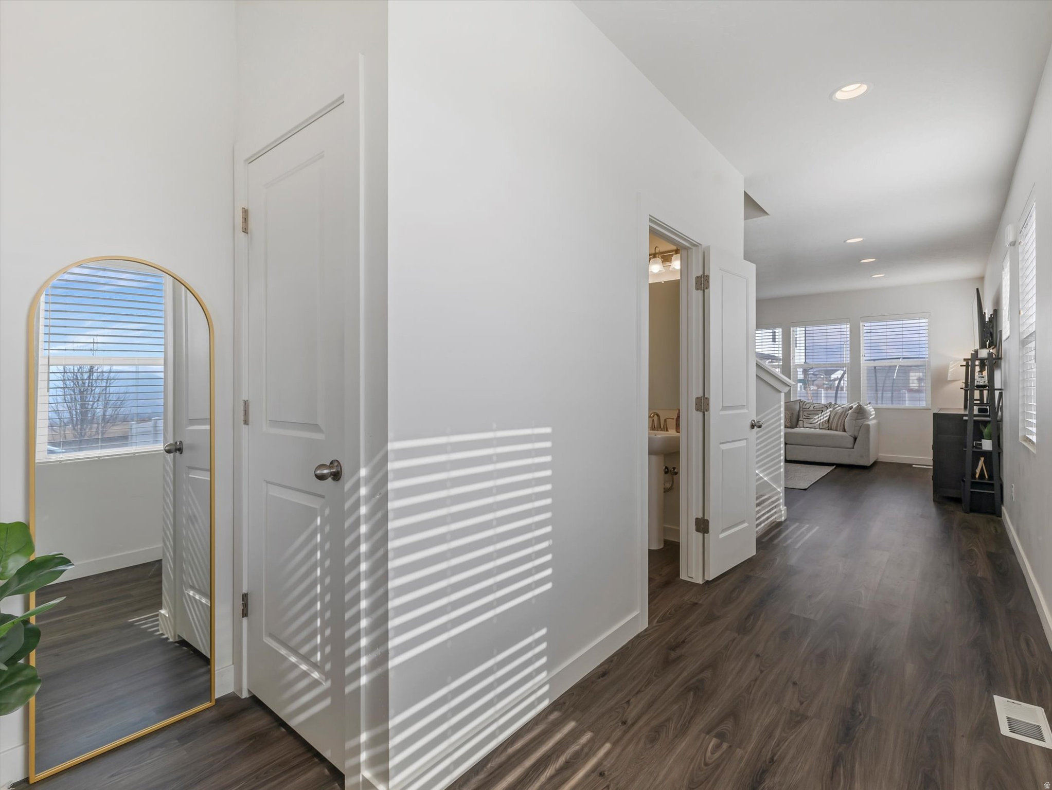 ARROWHEAD - Residential