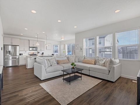 Tiny photo for 1438 N 1190 E, Payson, UT 84651 (MLS # 2137958)