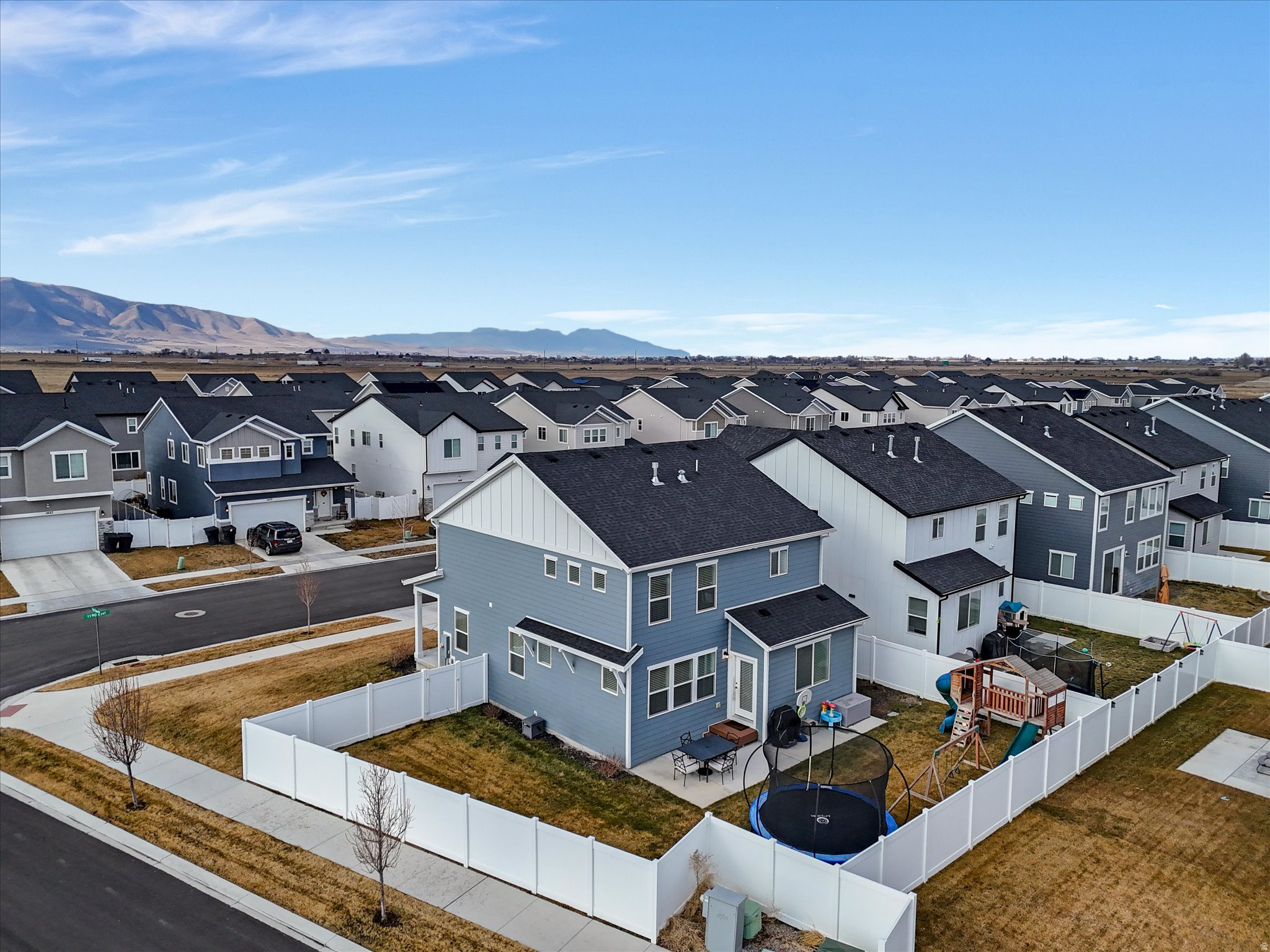 ARROWHEAD - Residential