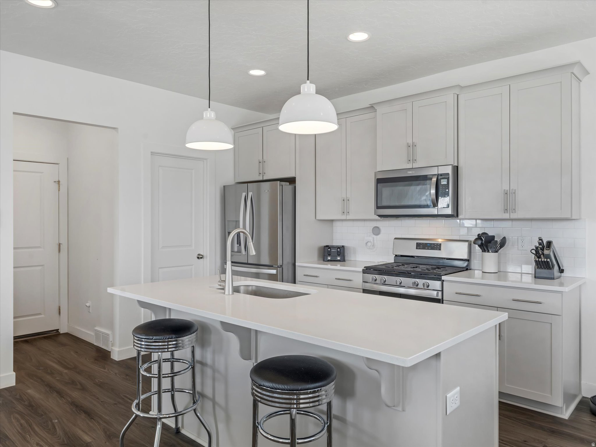 ARROWHEAD - Residential