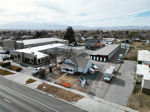 Photo of 163 S MAIN ST, Smithfield, UT 84335 (MLS # 2135763)
