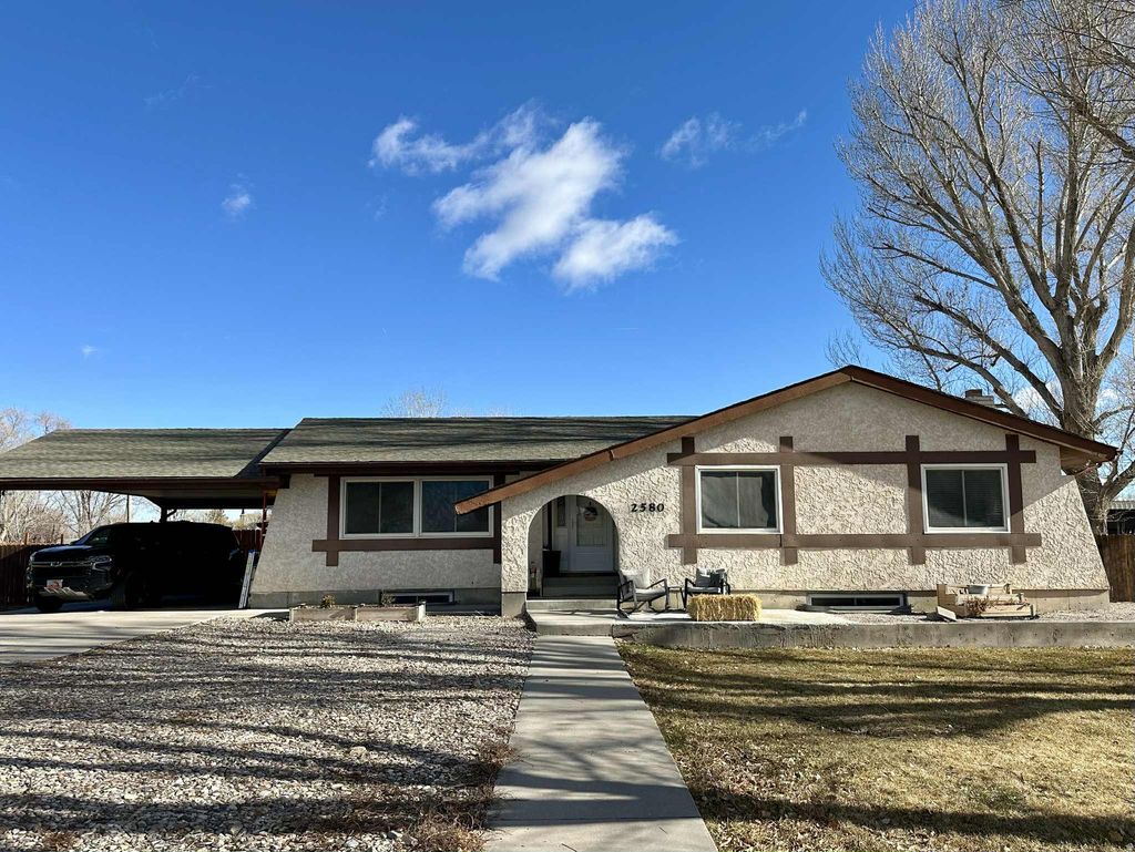 Photo of 2580 N 3200 W, Sutherland, UT 84624 (MLS # 2130054)