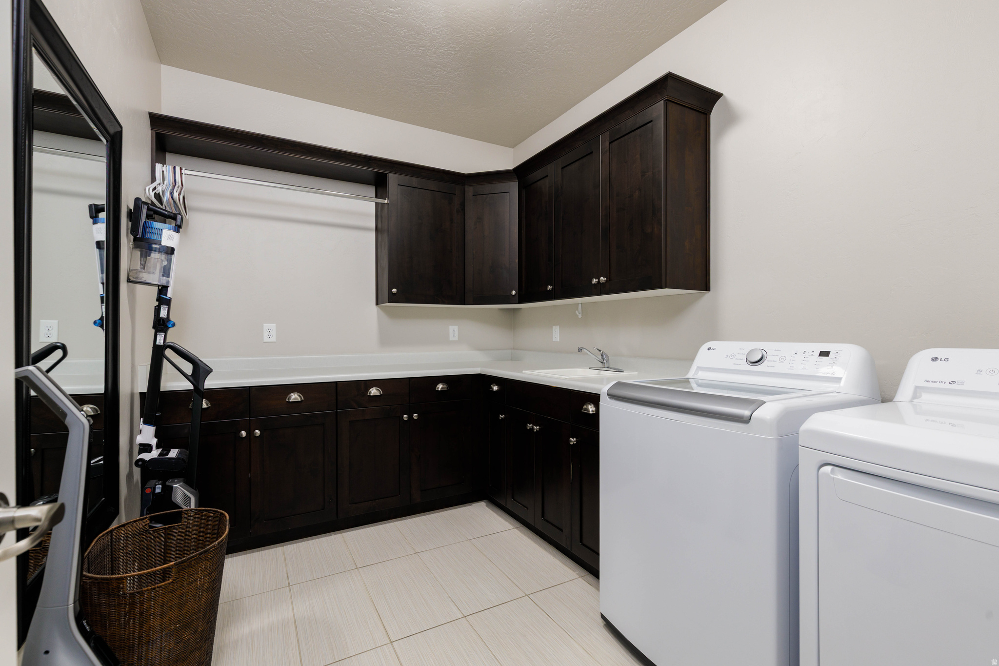 REDWOOD ESTATES PH 2 SUBDIV - Residential