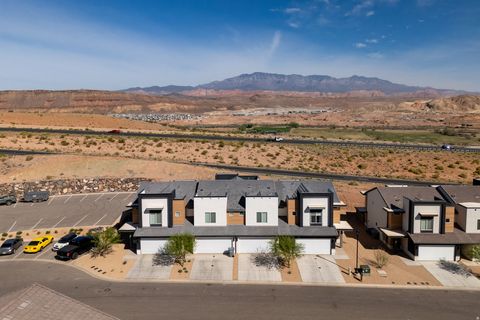 Tiny photo for 3329 E BIG BEND LN, Washington, UT 84780 (MLS # 2145345)