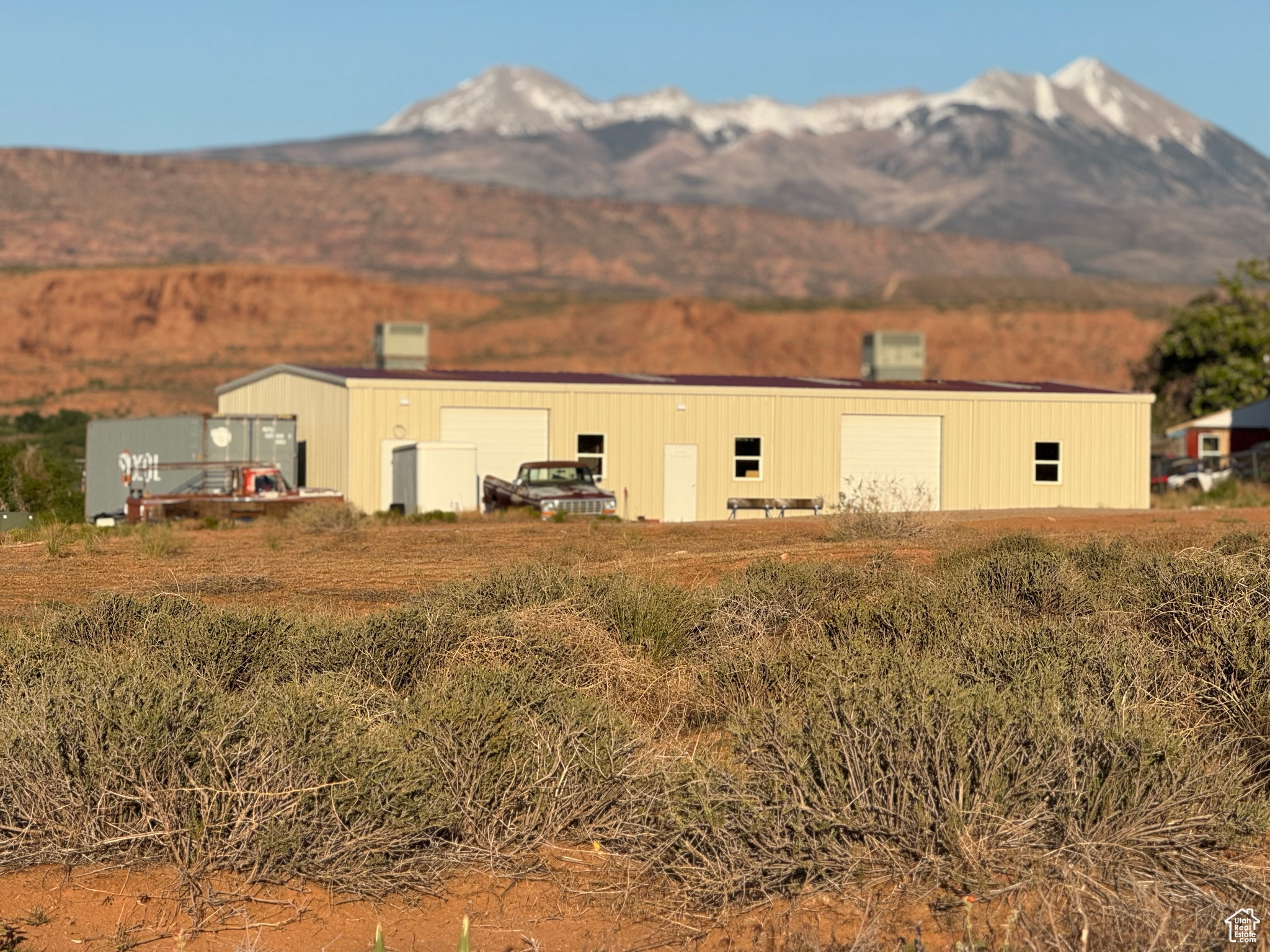 MCKNIGHT PROPERTIES - Land