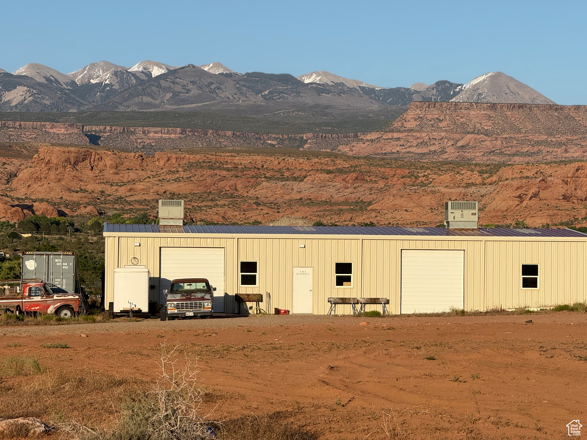 MCKNIGHT PROPERTIES - Land