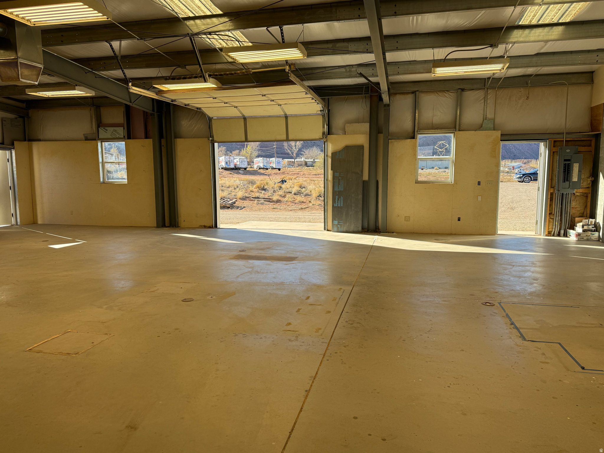 MCKNIGHT PROPERTIES - Land