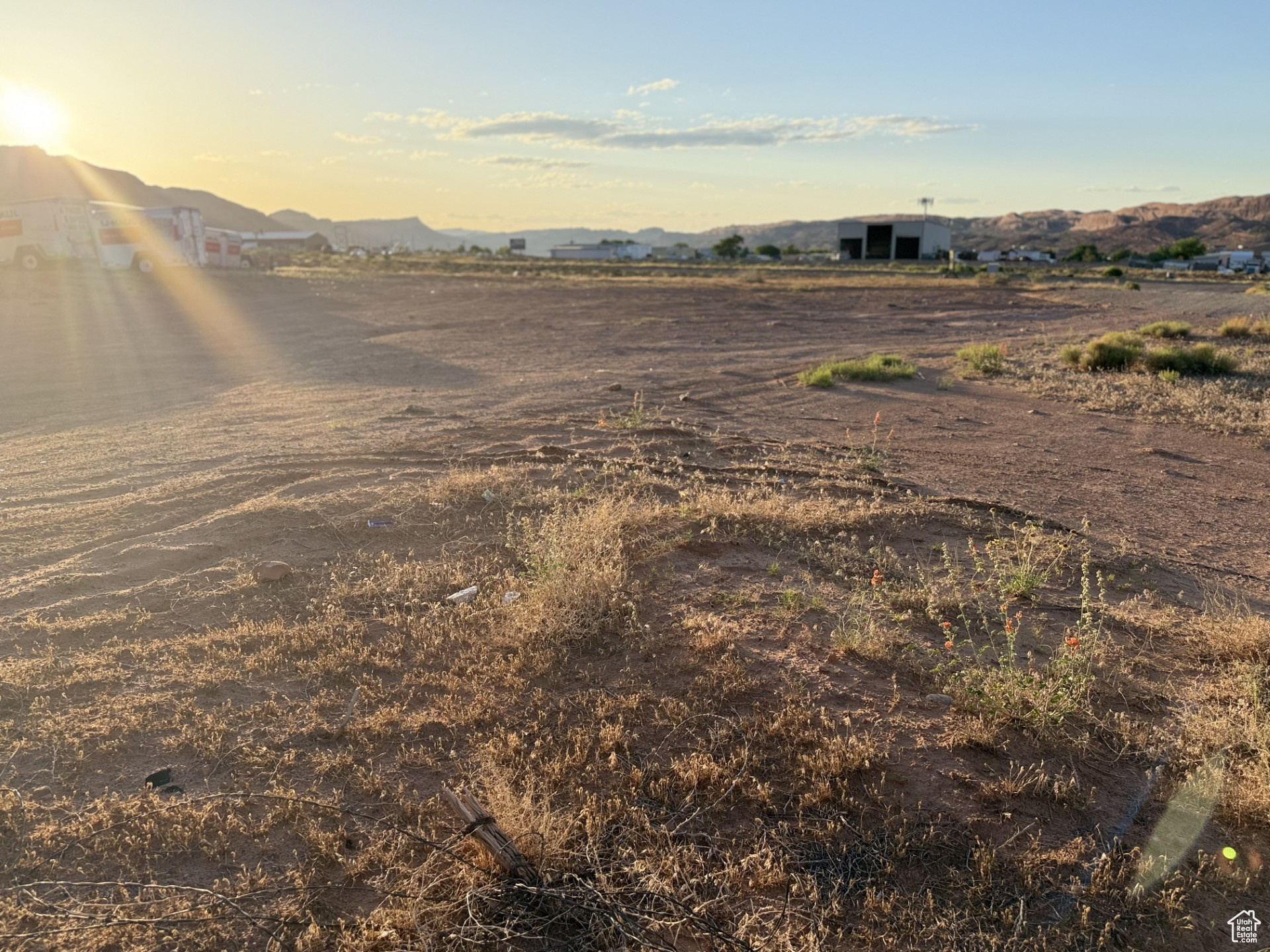 MCKNIGHT PROPERTIES - Land