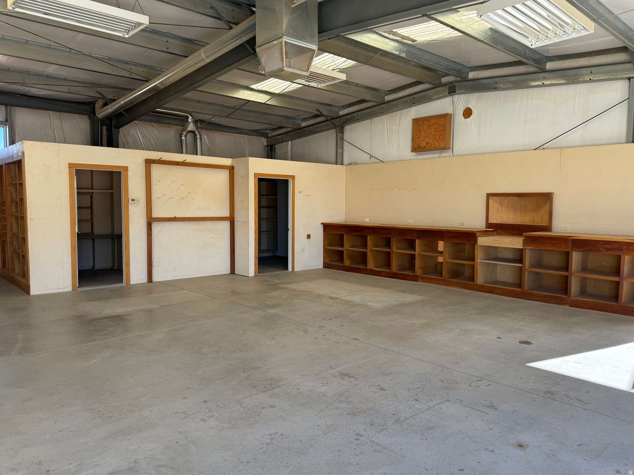 MCKNIGHT PROPERTIES - Land