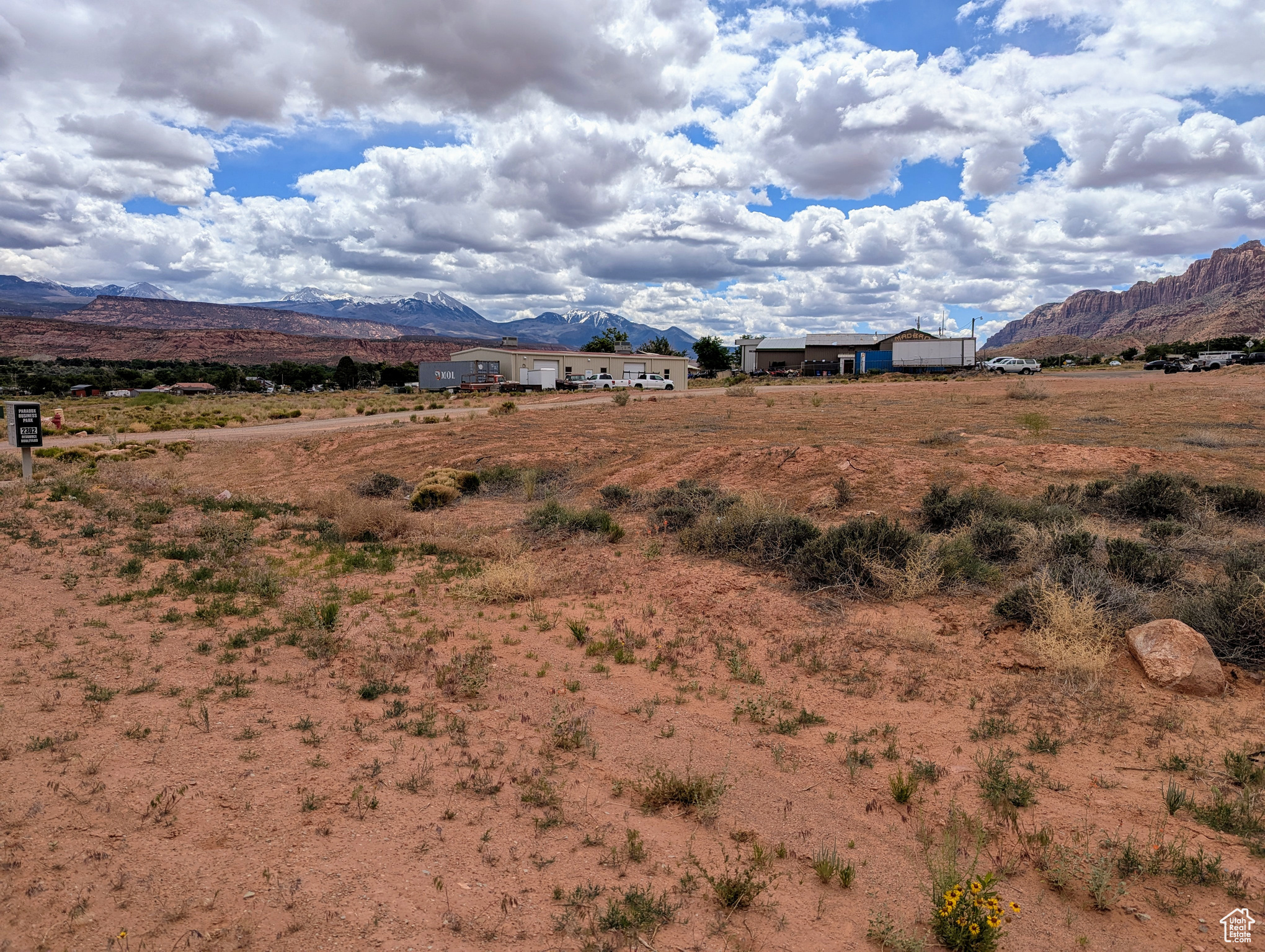 MCKNIGHT PROPERTIES - Land